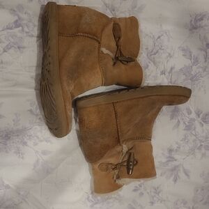 Ugg High Heels Womens Size 8
